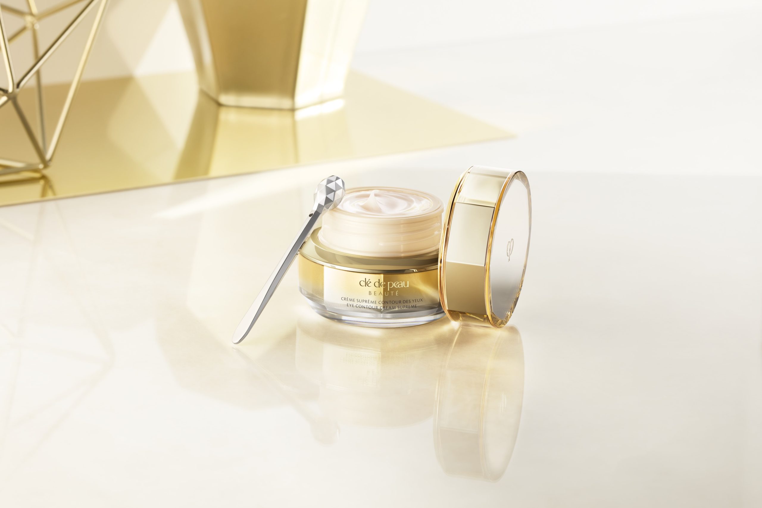 Eye Contour Cream Supreme mang công nghệ mới
