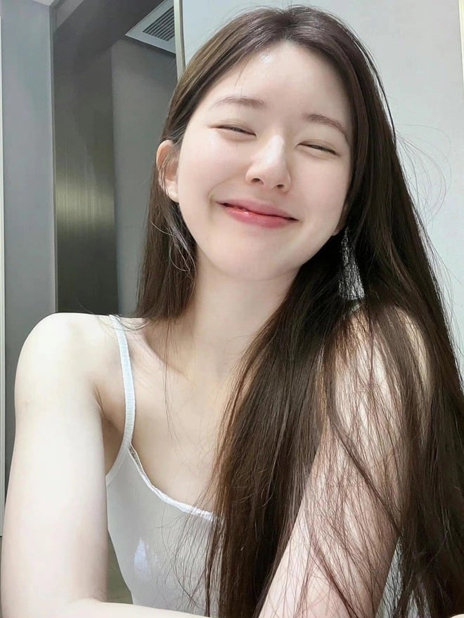 Triệu Lộ Tư mỗi lần xuất hiện đều gây