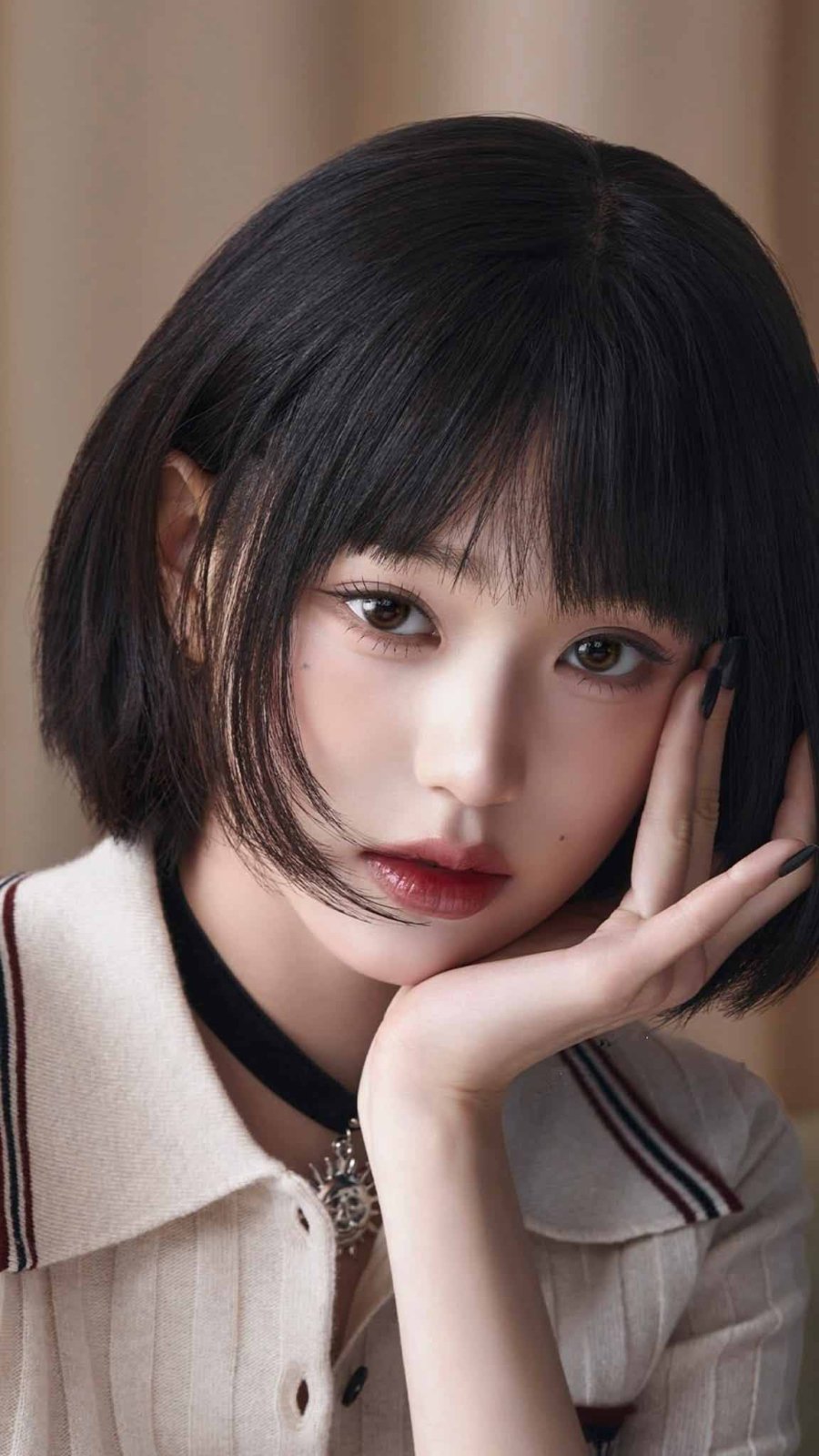 Jang Won Young (IVE) là nữ idol Hàn được mệnh danh
