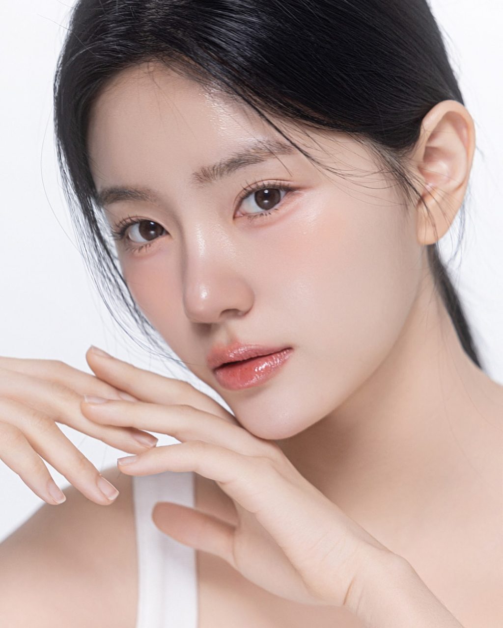 silicone cô gái trang điểm làn da căng bóng