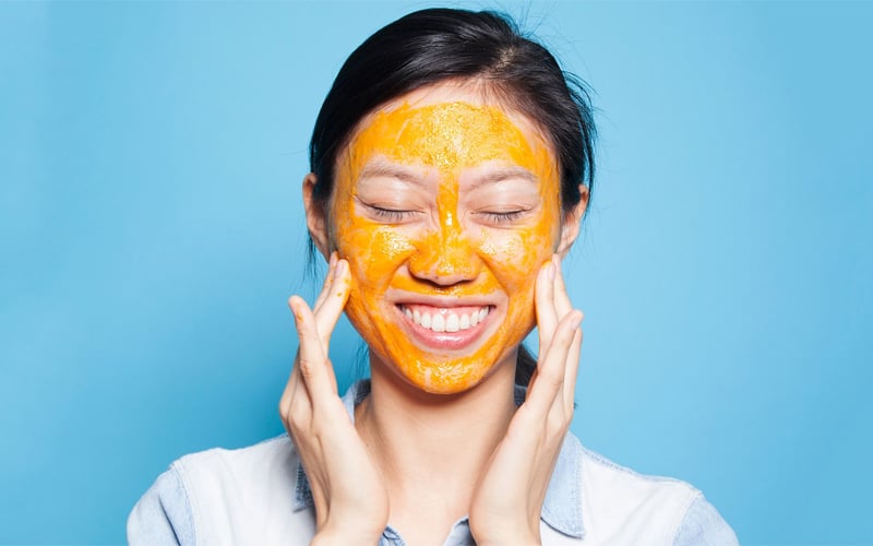 Cà rốt giúp nuôi dưỡng da đầu, cung cấp dưỡng chất để tóc chắc khỏe, ngăn ngừa rụng tóc.