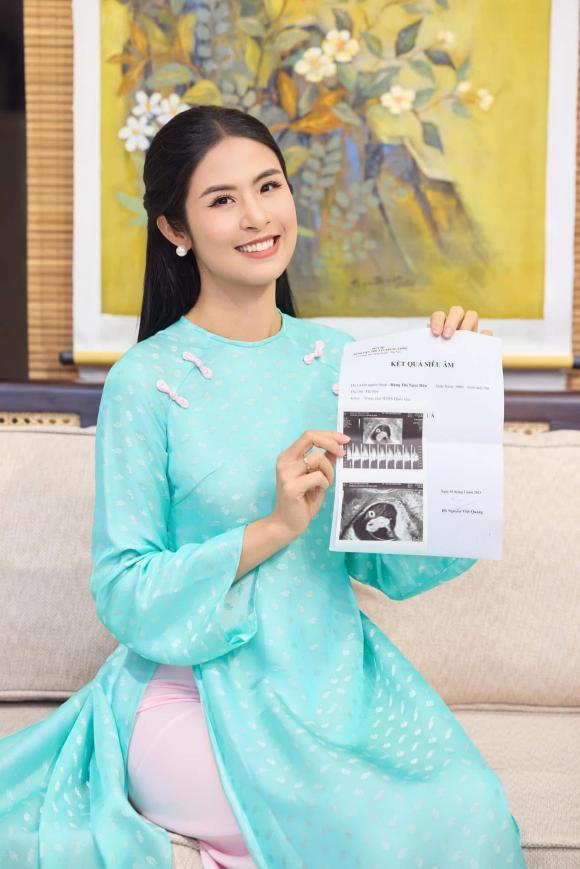 Hoa hậu Ngọc Hân thông báo mang thai con đầu lòng
