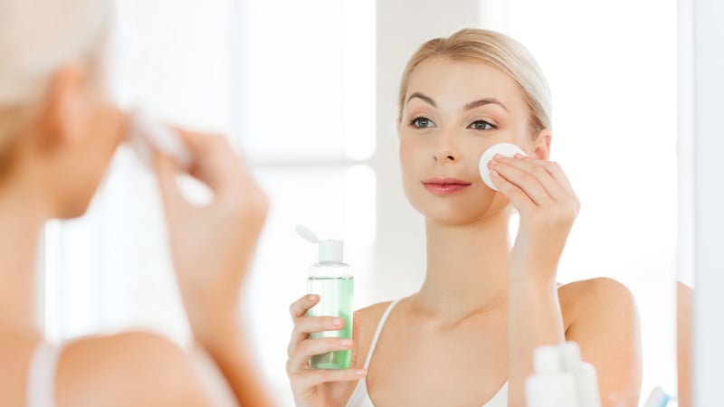Làm sạch da là bước đầu tiên và quan trọng nhất trong quá trình chăm sóc da.