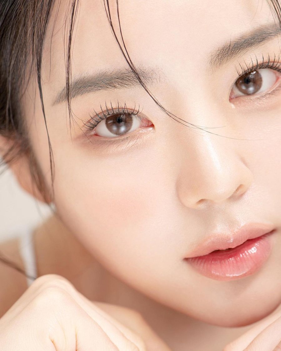 Khi kết hợp với kem chống nắng, vitamin C không chỉ giúp bảo vệ da