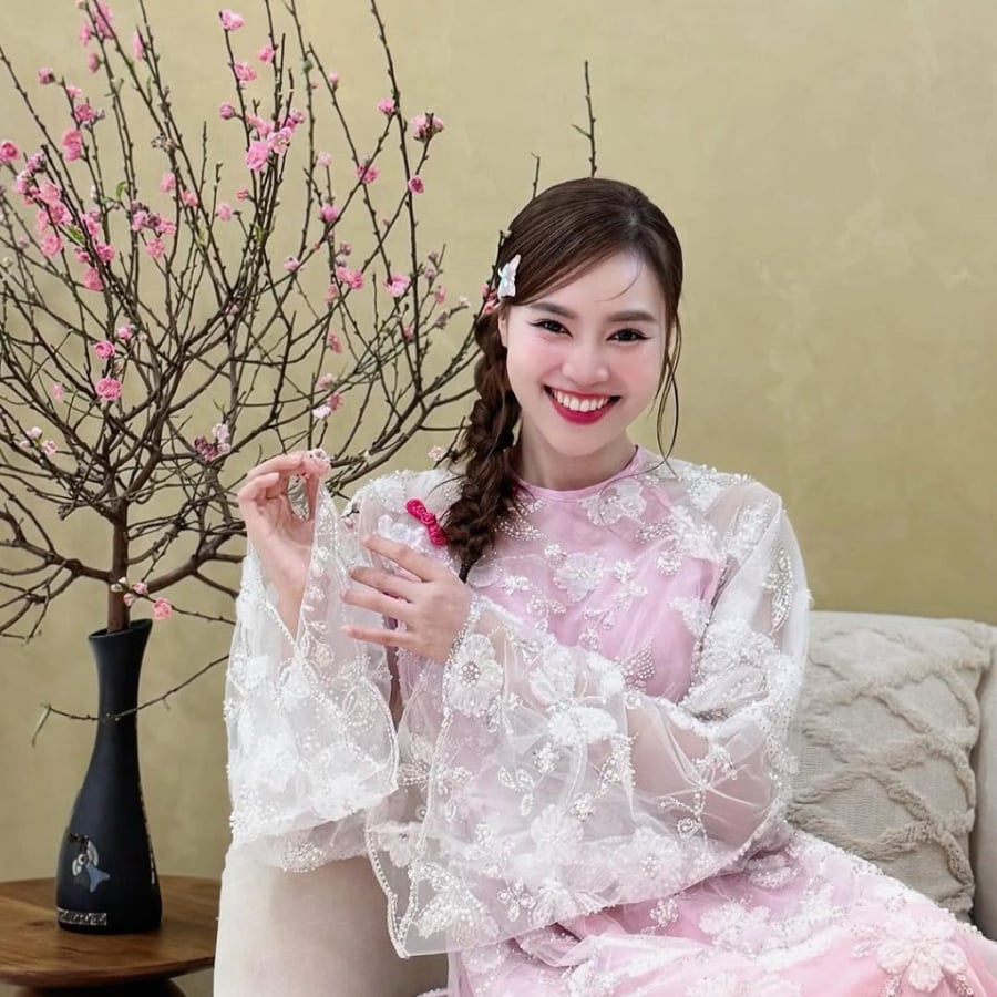 Đây cũng là kiểu tóc lý tưởng cho những ai yêu thích phong cách nhẹ nhàng, cổ điển.