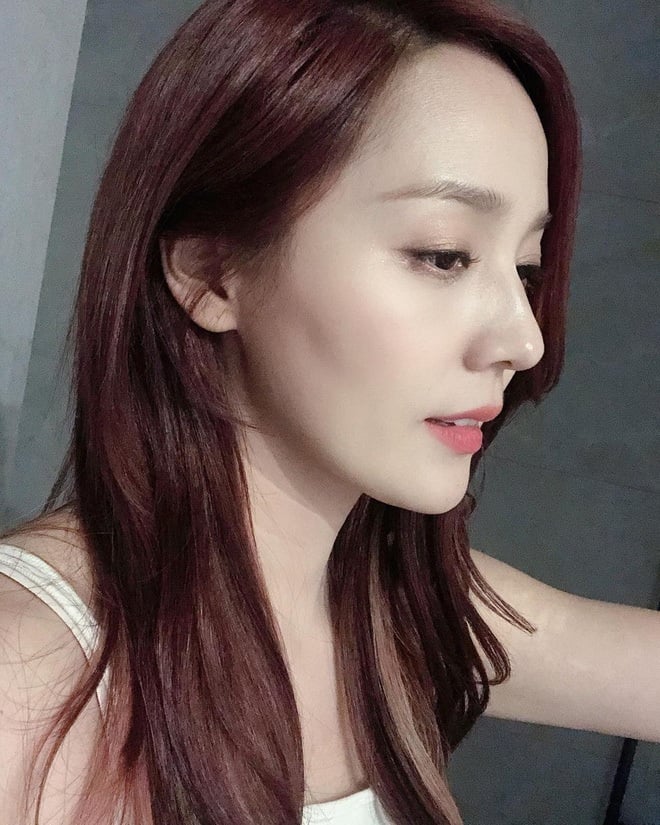 Sống mũi của Eugene vẫn được đánh giá là cân đối và giúp tổng thể khuôn mặt trông thanh lịch hơn.