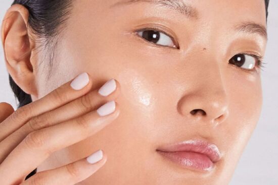 Cẩm nang chăm sóc da dầu mụn cả ban ngày lẫn ban đêm