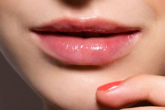 Tips trang điểm môi căng mọng mà mọi cô nàng phải biết