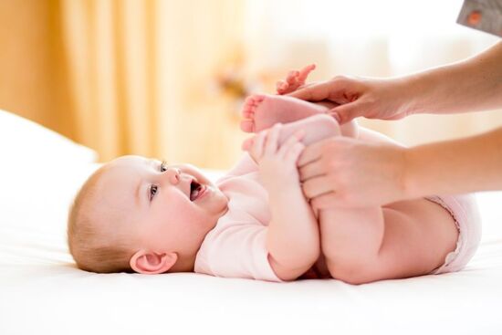 Hướng dẫn nuôi con theo phương pháp Easy theo từng giai đoạn