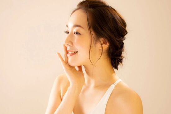 Cần chăm sóc da như thế nào để duy trì làn da sáng khỏe, giảm sạm đen?