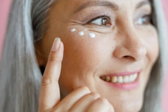 4 tips cơ bản giúp ngăn ngừa nếp nhăn vùng da mắt và xử lý quầng thâm nhanh gọn lẹ