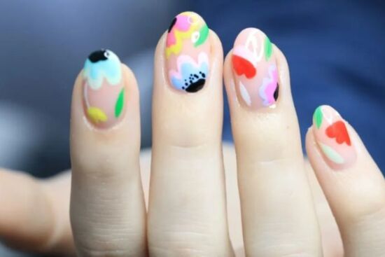 Xu hướng nail đẹp từ “Builder in a Bottle” (BIAB)