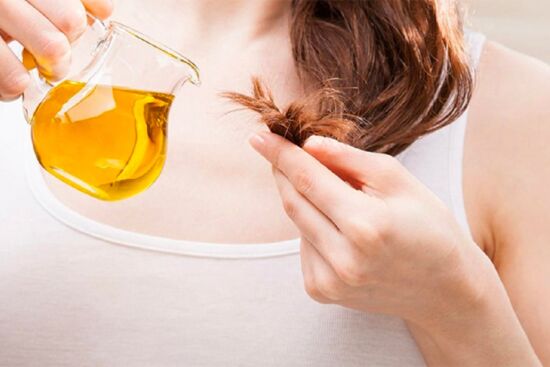 Bật mí 2 công thức giúp tóc chắc khỏe trong ngày nắng nóng