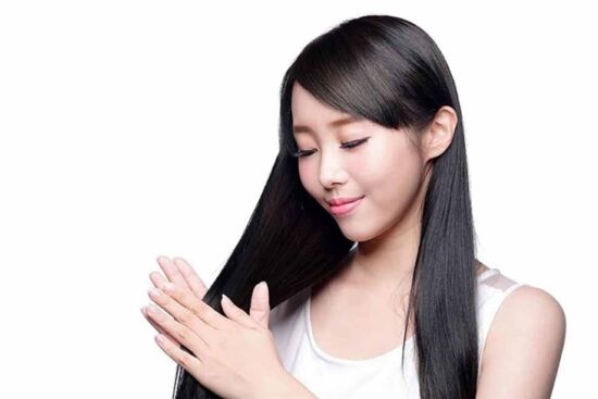 Mẹo dưỡng tóc từ nguyên liệu rẻ tiền giúp tóc khô, xơ rối và xù... trở nên óng mượt