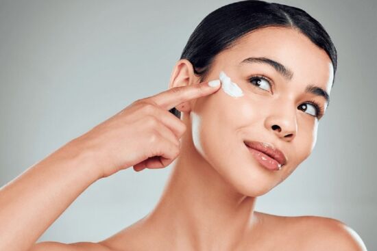 5 kinh nghiệm xương máu khi dùng kem chống nắng nàng nên biết