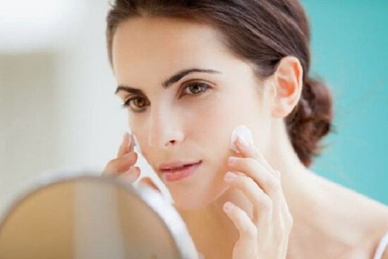7 thói quen sai lầm khi chăm sóc da mùa Thu đang làm hại đến làn da của bạn