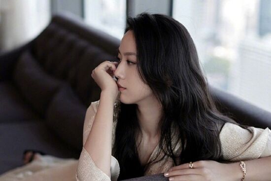 Mỹ nhân Sắc, Giới gần 50 tuổi vẫn sở hữu làn da căng bóng, vóc dáng quyến rũ