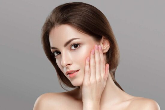 Mách nàng cách chữa cháy làn da nhiều khuyết điểm để có da đẹp đón Tết