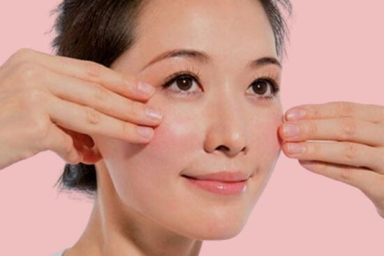 Bí quyết tự nhiên và lâu dài giúp bạn lấy lại sự tươi tắn cho đôi mắt