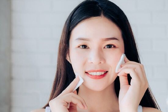 Tẩy trang mặt, mắt và môi khác nhau như thế nào?
