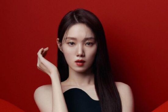 Tiên nữ cử tạ Lee Sung Kyung sở hữu vẻ ngoài xinh đẹp, vóc dáng cân đối nhờ loạt bí quyết sau