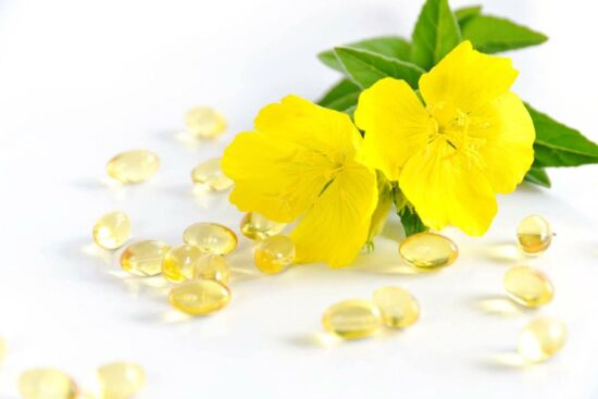 Những công dụng tuyệt vời của tinh dầu hoa anh thảo với phái đẹp