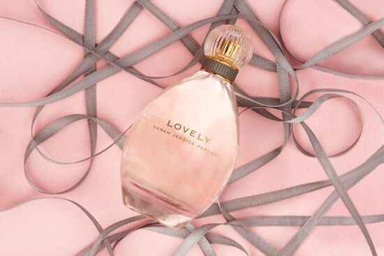 Review nước hoa Lovely Sarah Jessica Parker