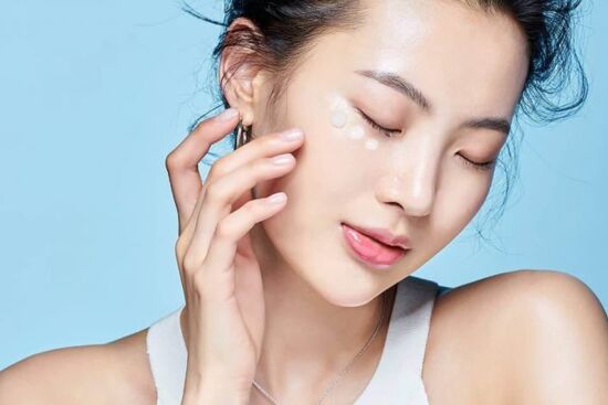 Cần làm gì để ngăn ngừa mụn trong mùa hè?