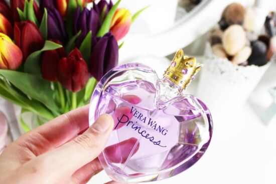 Review nước hoa Vera Wang Flower Princess