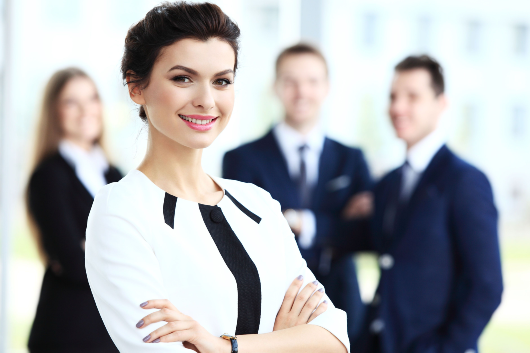 Ngoại hình có quan trọng nơi công sở hay không?