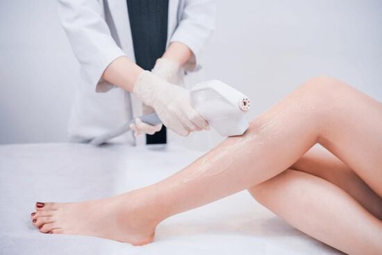 Có nên triệt lông trước khi mang bầu